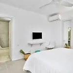 Bay Mykonos 투를로스